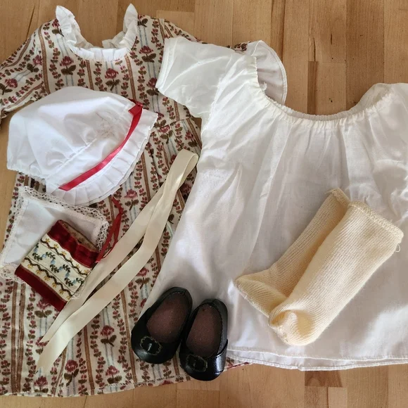 Felicity Merriman American Girl Doll - Picture 10 of 12